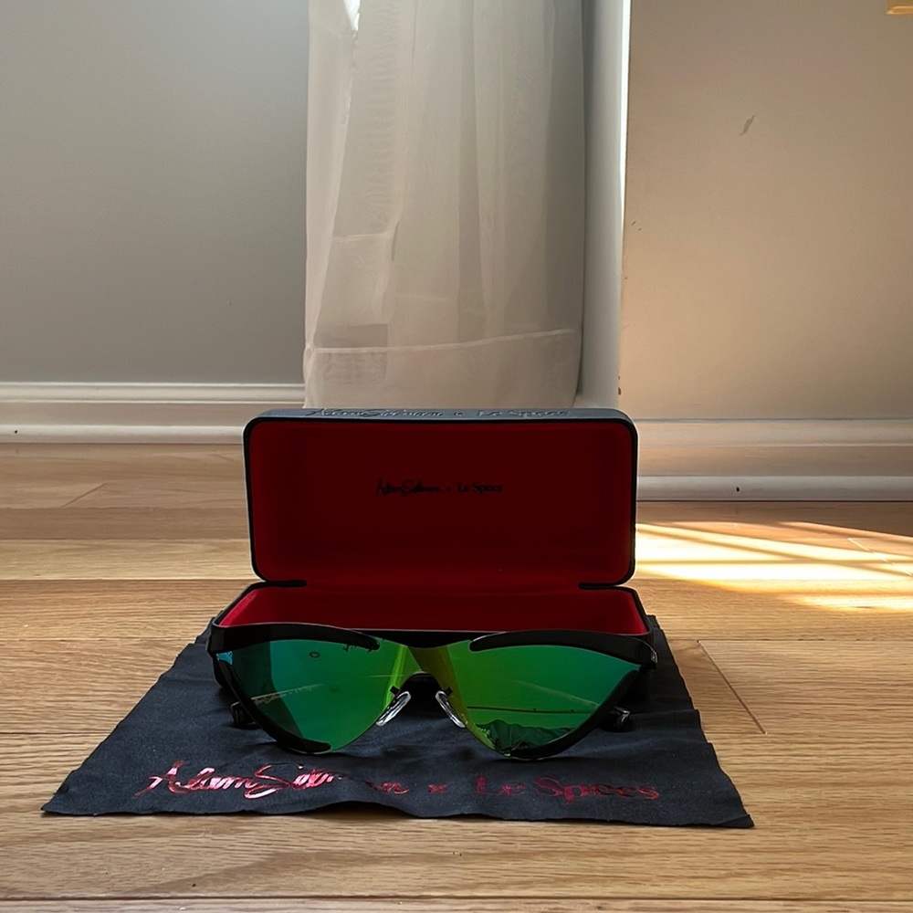 Adam Selman x le Specs Sunglasses